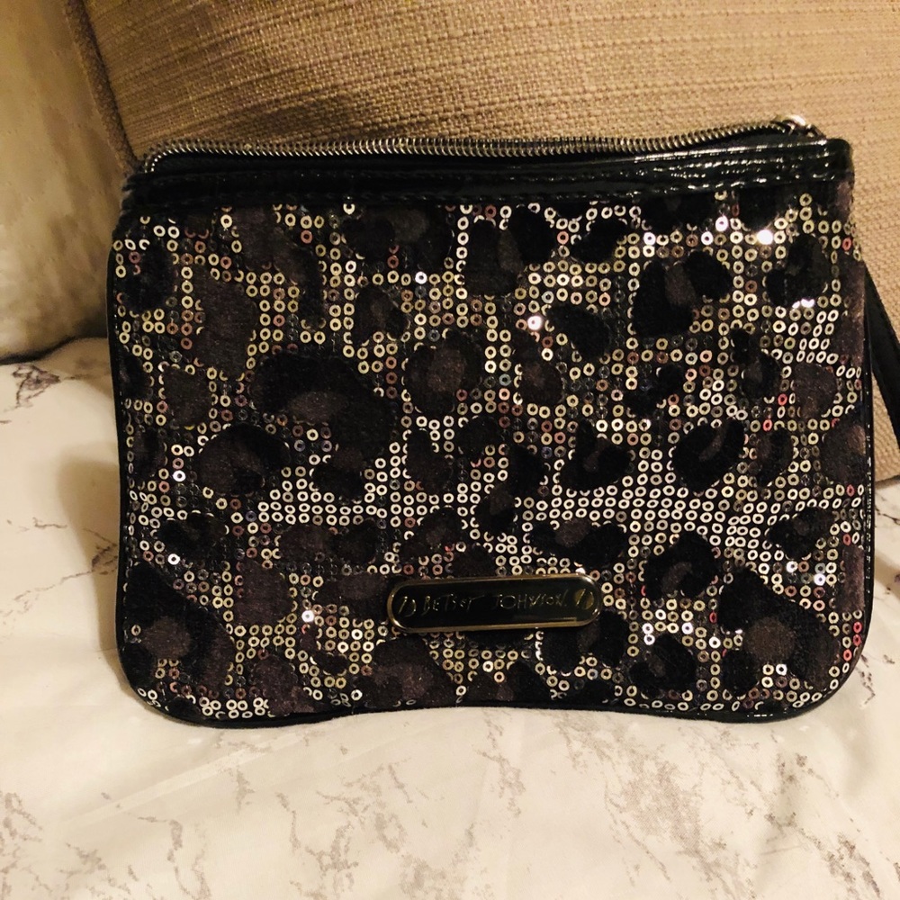 Betsey Johnson wristlet. Black and silver cheetah